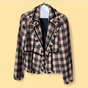 Monroe & Main Velvet Trimmed Raw Hem Blazer 10